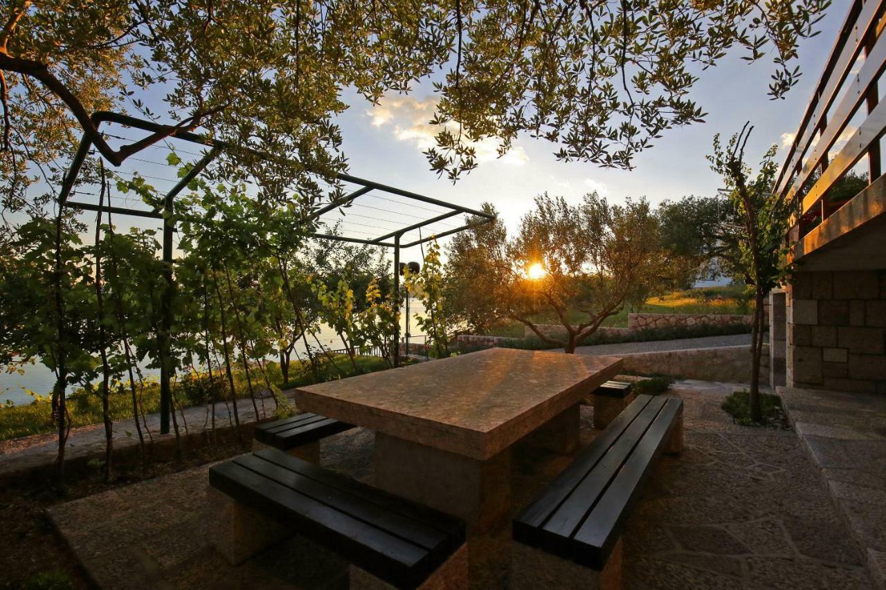Apartman Baredine Maslenica Esterno foto